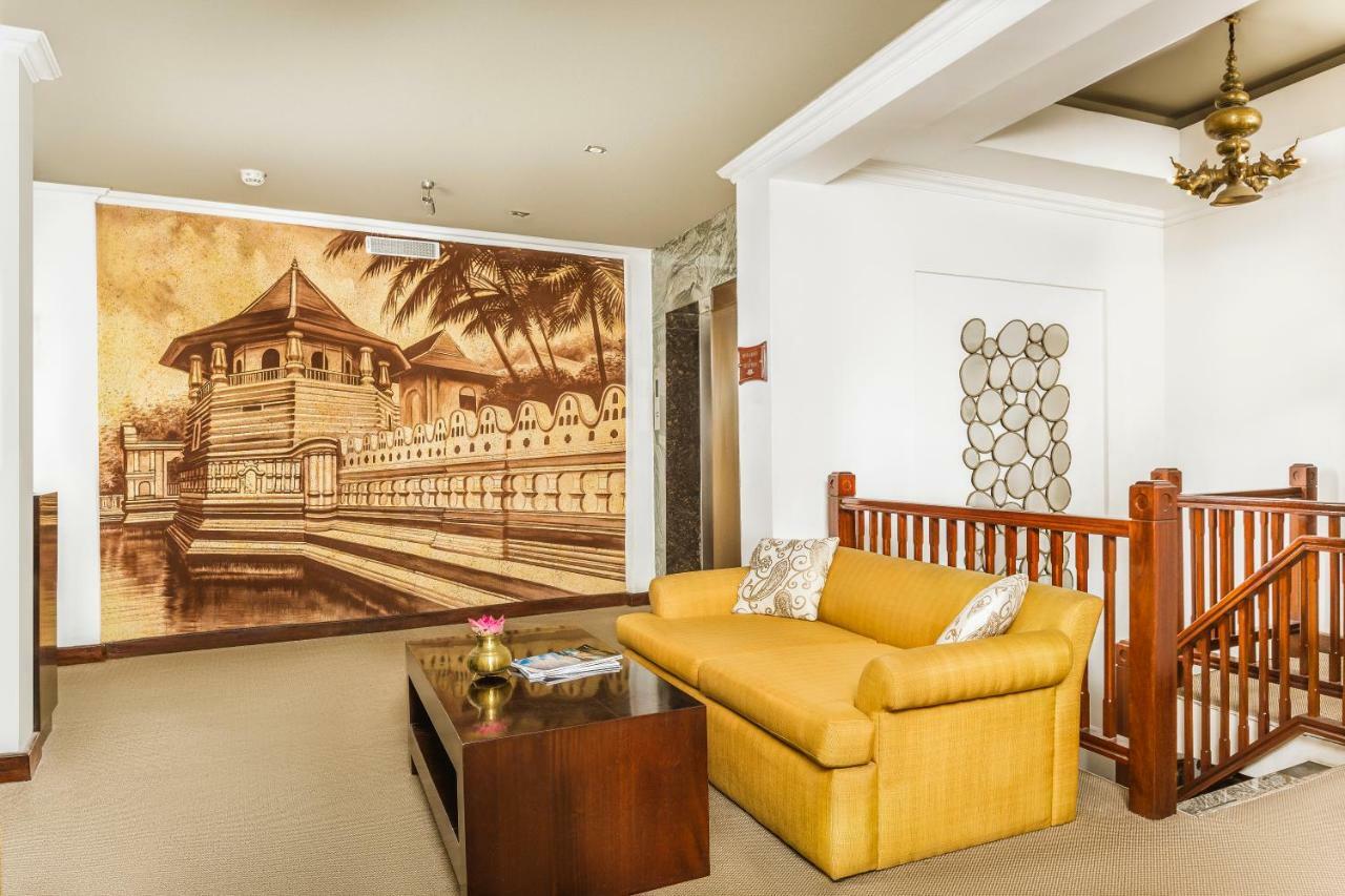 Kandy City Hotel By Earl'S Екстериор снимка
